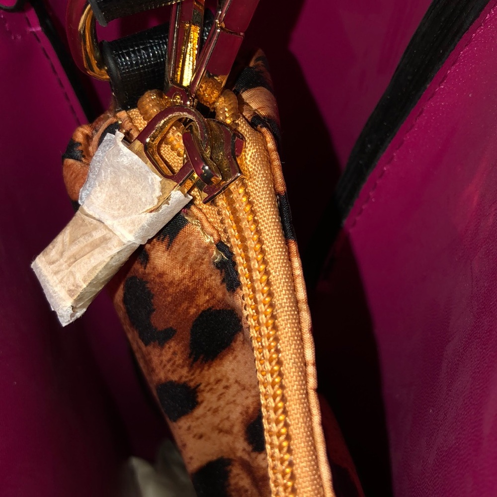 Handbag - Picture 8 of 8